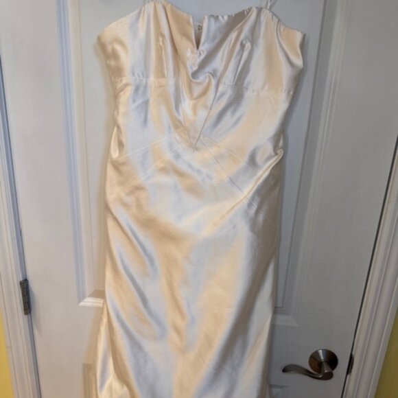 Nicole Miller Shantung 100% Silk white mermaid wedding dress size 14 NWT